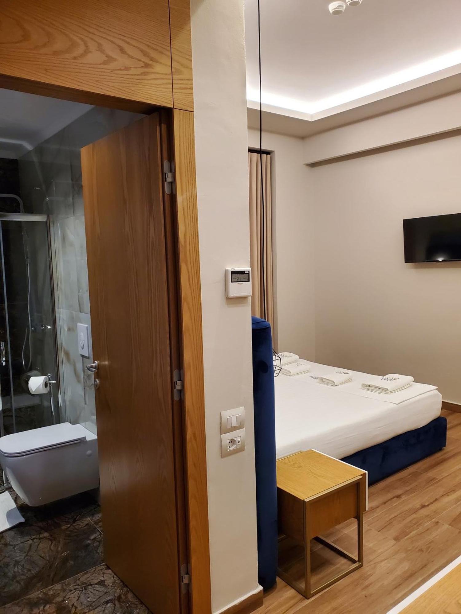 Area Hotel 卡萨米尔 外观 照片
