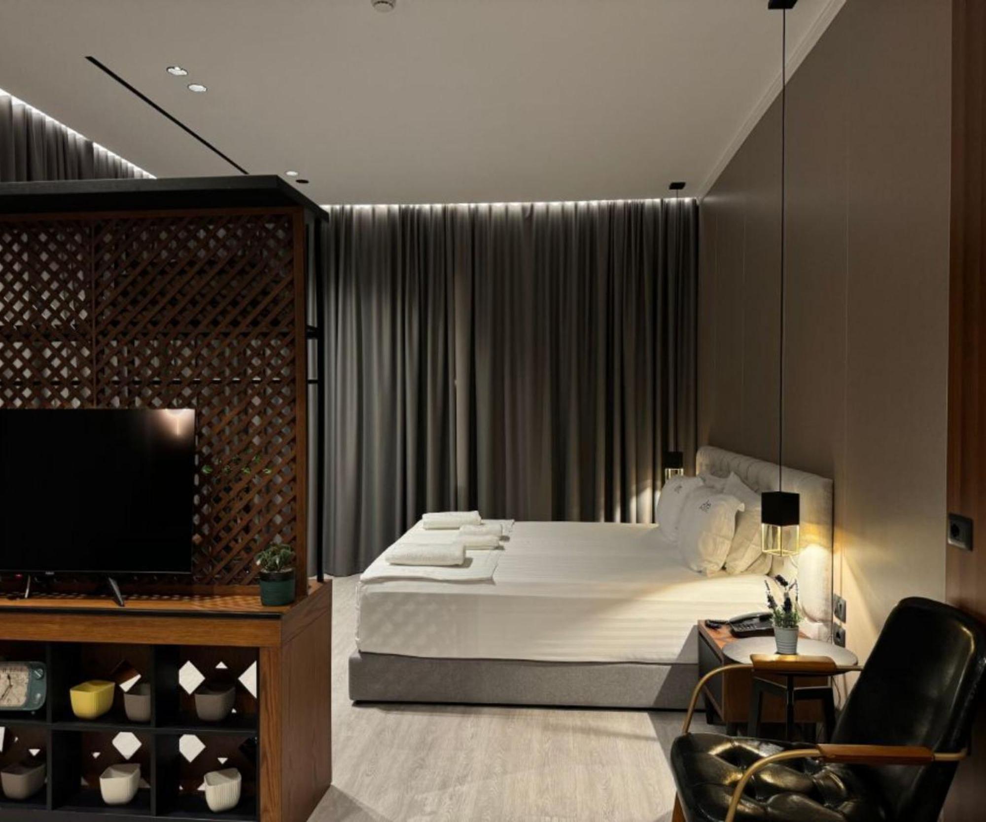 Area Hotel 卡萨米尔 外观 照片